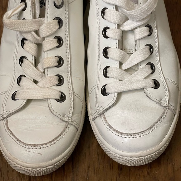 Coach Shoes - Picture 4 of 10